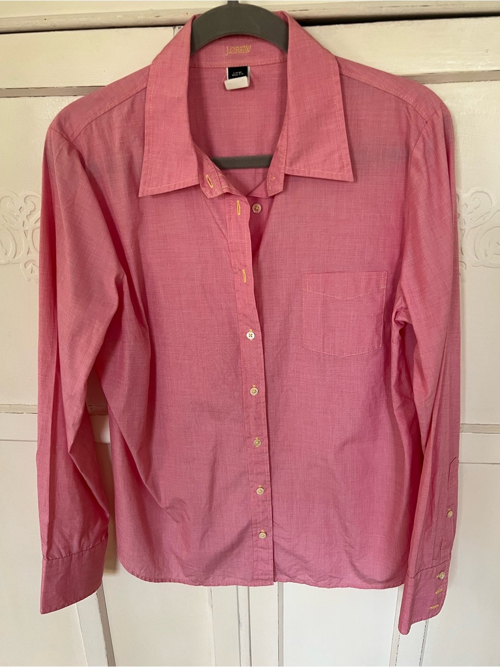J Crew 💯 Cotton Fitted Button Down Pink with Yellow Thread Women’s Size Large